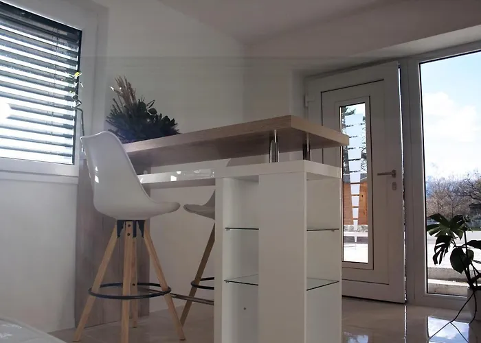 アパート Deluxe Panorama レスツェ